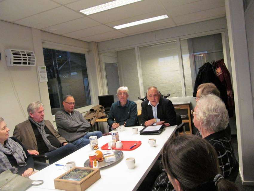 Sociale Raad Tilburg Op Bezoek Bij Voedselbank Tilburg